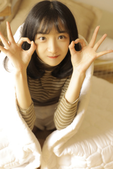 客厅乱H伦亲女小说